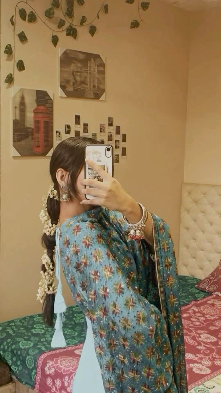 hidden-face-profile-picture-for-girls hidden-face-profile-picture-for-girls