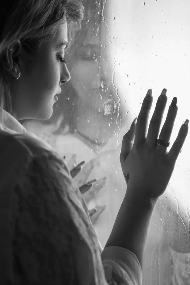 alone-sad-dp-girl-love alone-sad-dp-girl-love