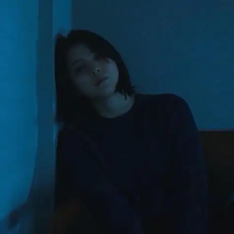 anime-sad-dp-girl anime-sad-dp-girl