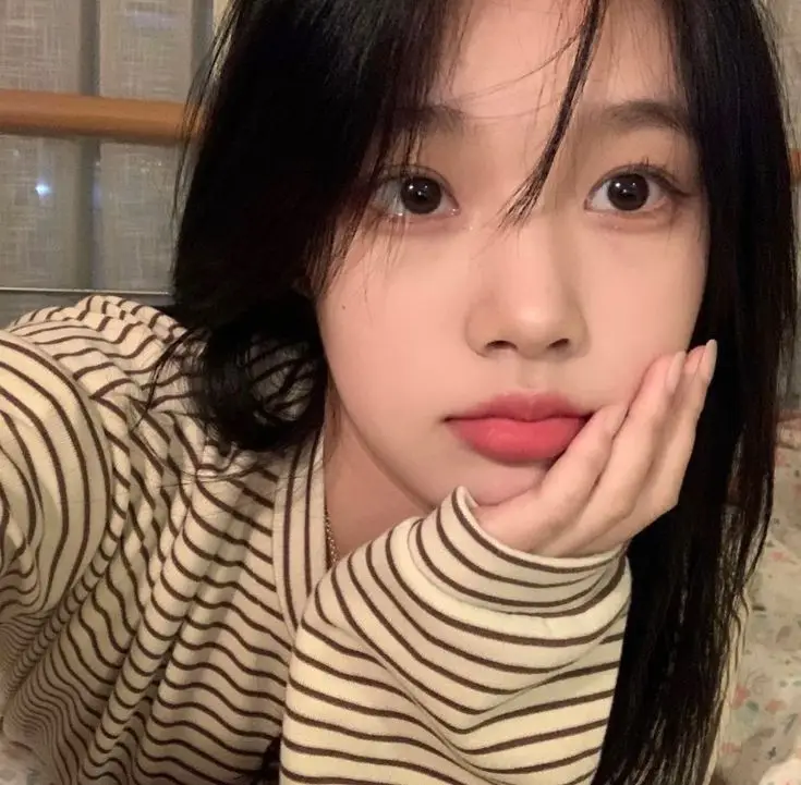 cute-korean-girl-dp-attitude cute-korean-girl-dp-attitude
