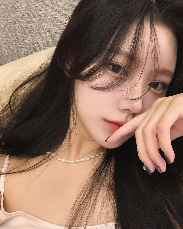 korean-girl-cartoon-dp-for-instagram-aesthetic korean-girl-cartoon-dp-for-instagram-aesthetic
