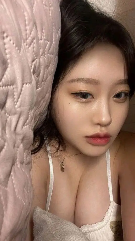 korean-girl-pic korean-girl-pic