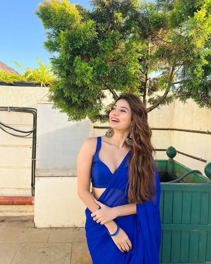 ladki-ki-dp-acchi-si-girl ladki-ki-dp-acchi-si-girl