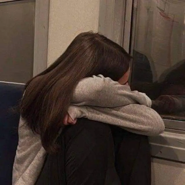 sad-dp-girl-alone-for-whatsapp sad-dp-girl-alone-for-whatsapp