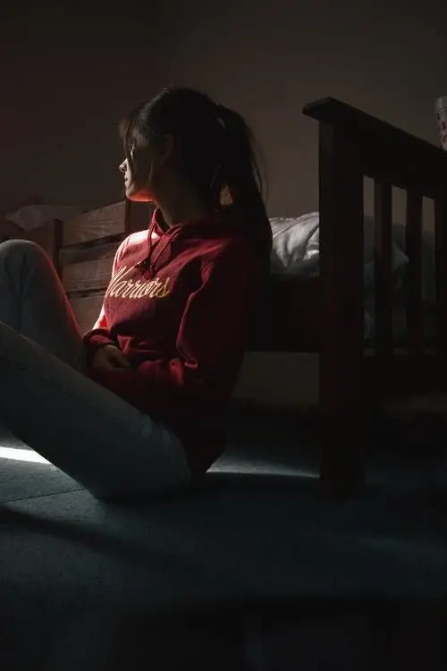 sad-dp-girl-broken sad-dp-girl-broken
