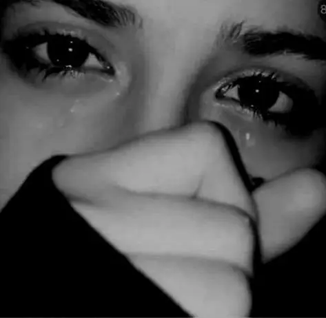 sad-dp-girl-crying sad-dp-girl-crying