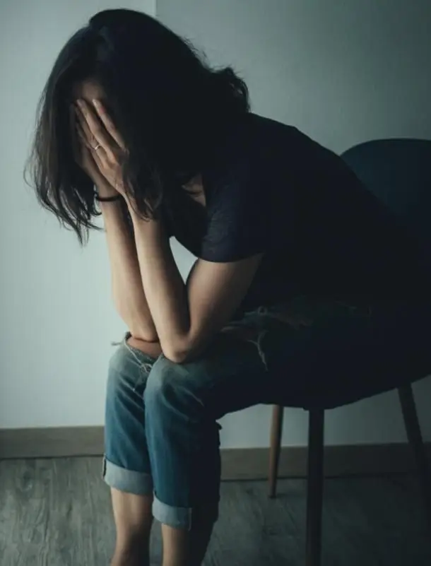 sad-girl-dp-anime sad-girl-dp-anime