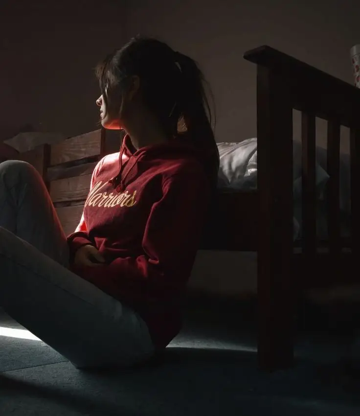 sad-girl-dp-beautiful sad-girl-dp-beautiful